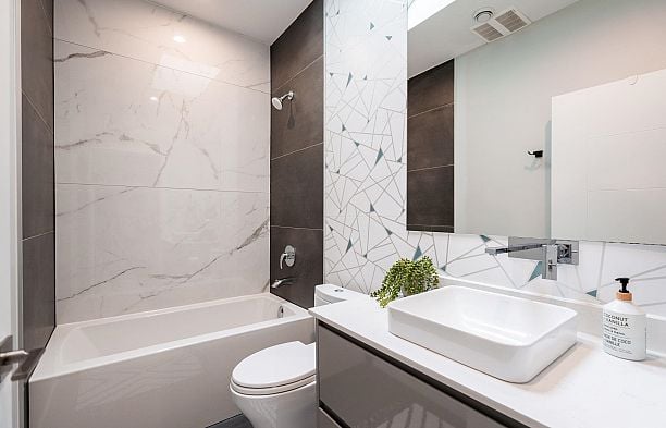 3337 W 40th Avenue Dunbar