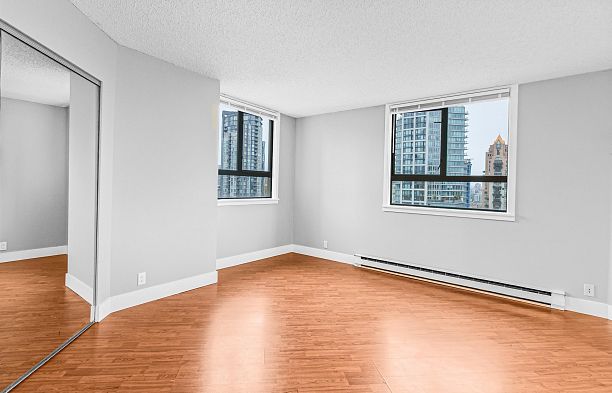 1506 789 Drake Street Downtown VW