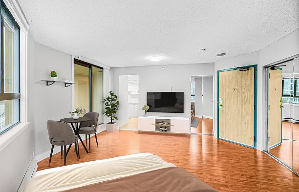 1506 789 Drake Street Downtown VW