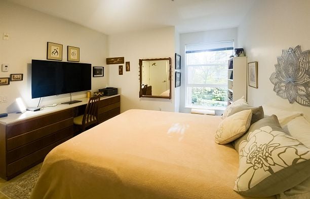 218 5983 Gray Avenue University VW