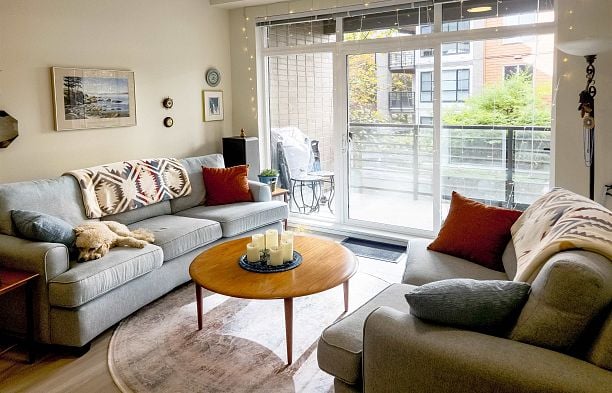 218 5983 Gray Avenue University VW