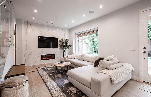 3337 W 40th Avenue Dunbar