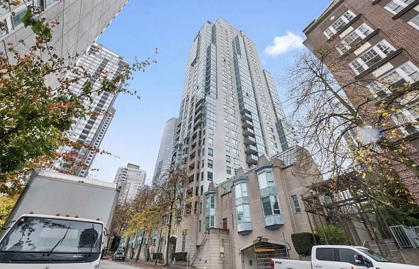 2206 1238 Melville Avenue Coal Harbour