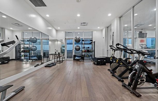 2301 833 Homer Street Downtown VW