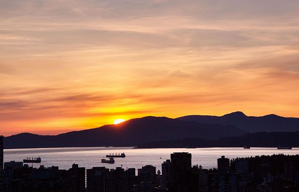 4202 777 Richards Street Downtown VW