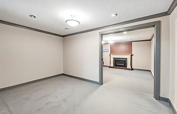 5 Semana Crescent University VW