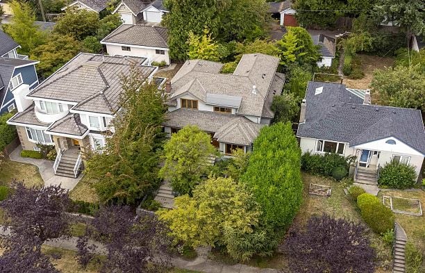 4055 W 35th Avenue Dunbar