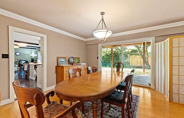 5 Semana Crescent University VW