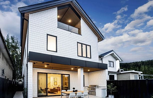 2 2785 W 21 Avenue Arbutus