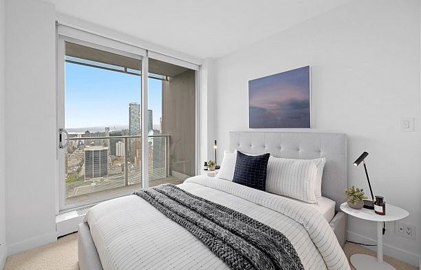 4202 777 Richards Street Downtown VW