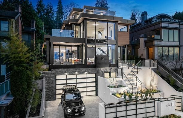 4346 Locarno Crescent Point Grey