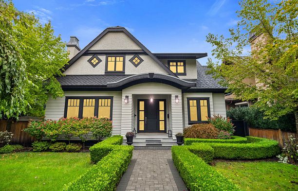 1189 W 32nd Avenue Shaughnessy