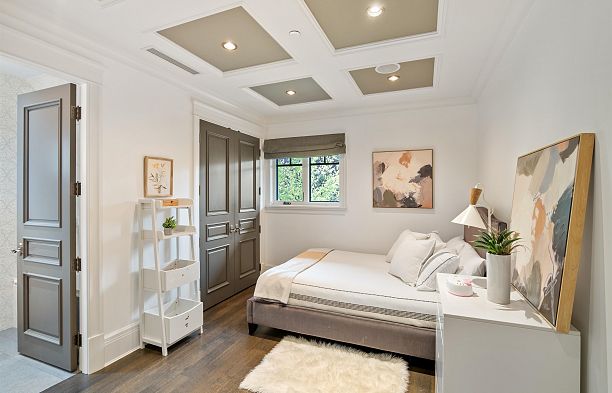 1189 W 32nd Avenue Shaughnessy