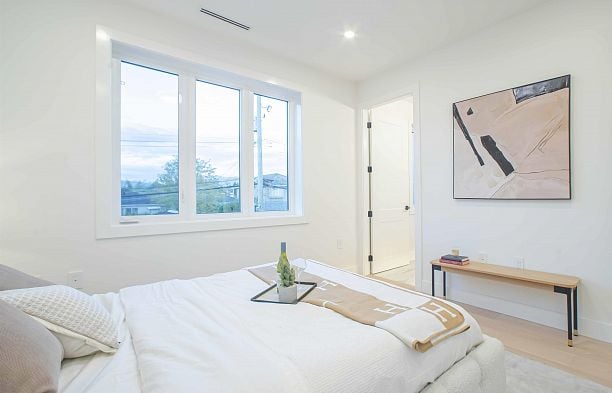 2 2785 W 21 Avenue Arbutus