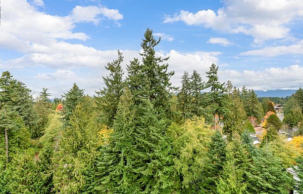 1204 5775 Hampton Place University VW