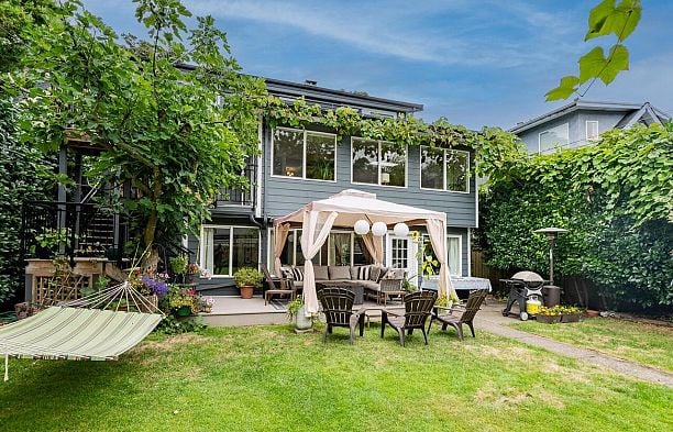 3706 W King Edward Avenue Dunbar