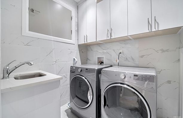 3537 W 18th Avenue Dunbar