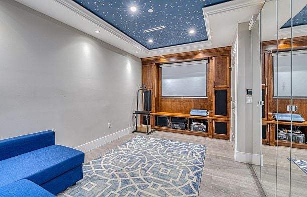 3537 W 18th Avenue Dunbar