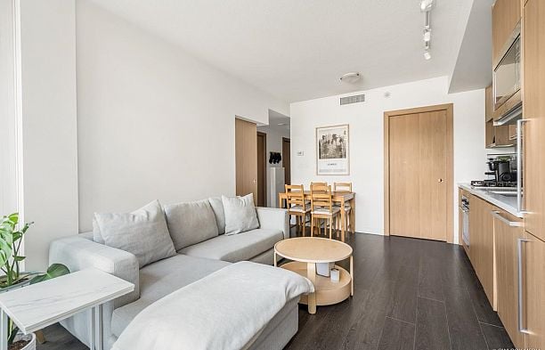 1523 68 Smithe Street Downtown VW