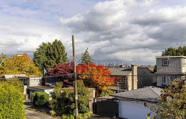 3555 Quadra Street Dunbar