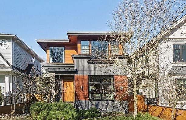 3963 W 20th Avenue Dunbar