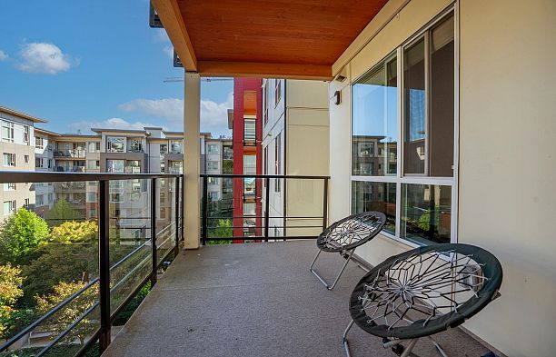 #410 3581 Ross Drive University VW