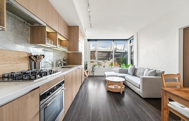 1523 68 Smithe Street Downtown VW