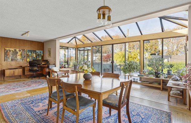 3555 Quadra Street Dunbar