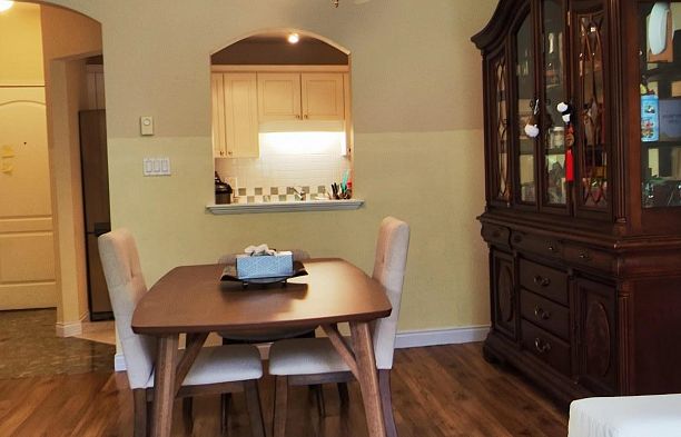 328 5735 Hampton Place University VW