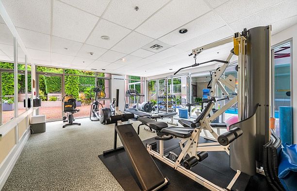 1204 5775 Hampton Place University VW