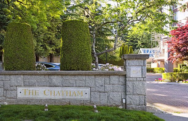 1901 5775 Hampton Place University VW