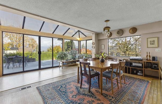 3555 Quadra Street Dunbar