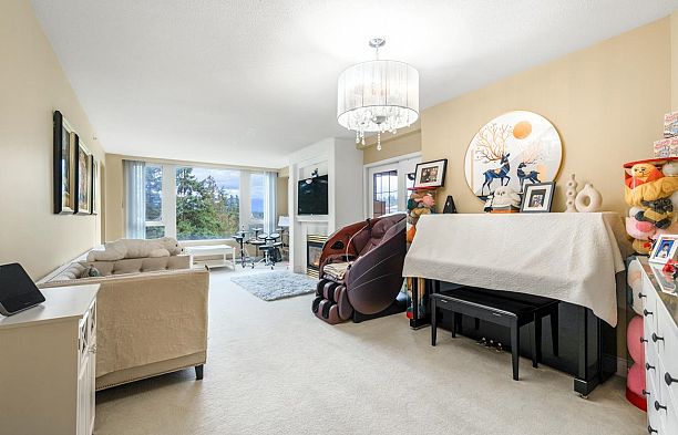 1204 5775 Hampton Place University VW