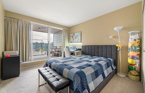 1204 5775 Hampton Place University VW