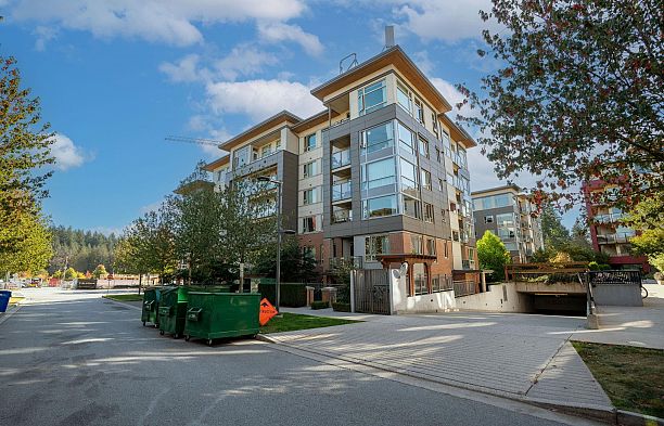 #410 3581 Ross Drive University VW