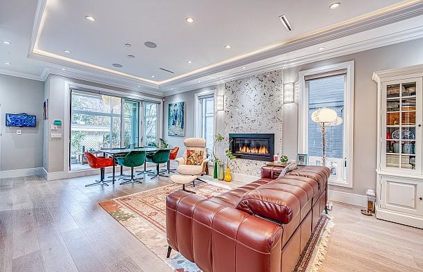 3537 W 18th Avenue Dunbar