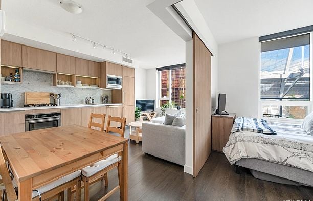 1523 68 Smithe Street Downtown VW