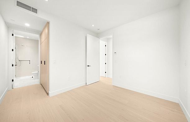 3925 Wallace Street Dunbar