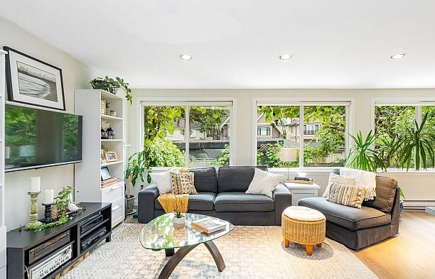 3706 W King Edward Avenue Dunbar