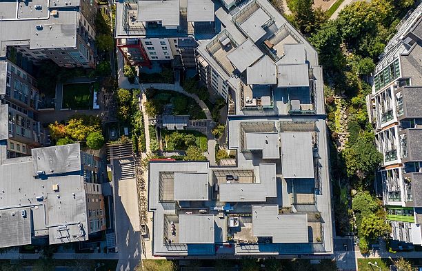 #410 3581 Ross Drive University VW