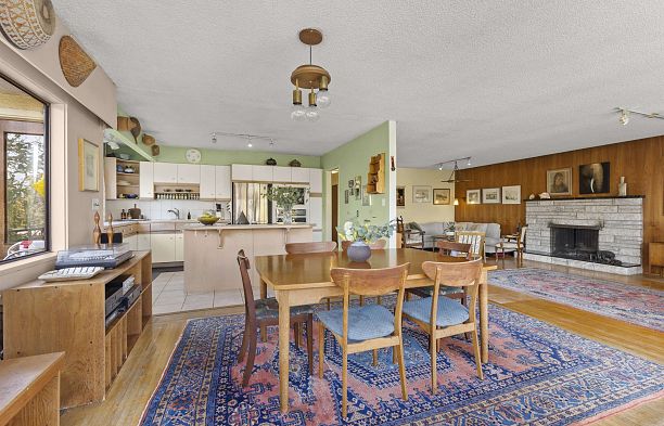 3555 Quadra Street Dunbar