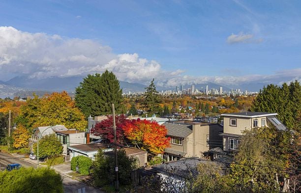 3555 Quadra Street Dunbar