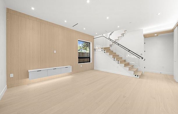 3904 W 23rd Avenue Dunbar