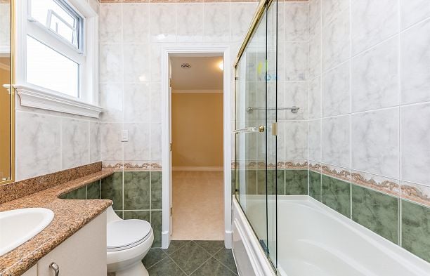 2328 W 22nd Avenue Arbutus