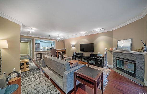 103 3186 Camosun Street Point Grey