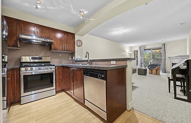 308 5740 Toronto Road University VW