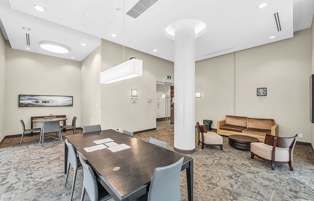 2303 3355 Binning Road University VW