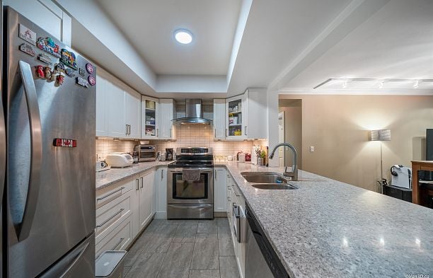 103 3186 Camosun Street Point Grey