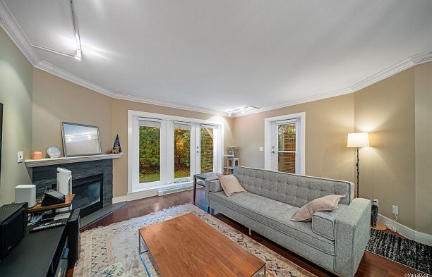 103 3186 Camosun Street Point Grey