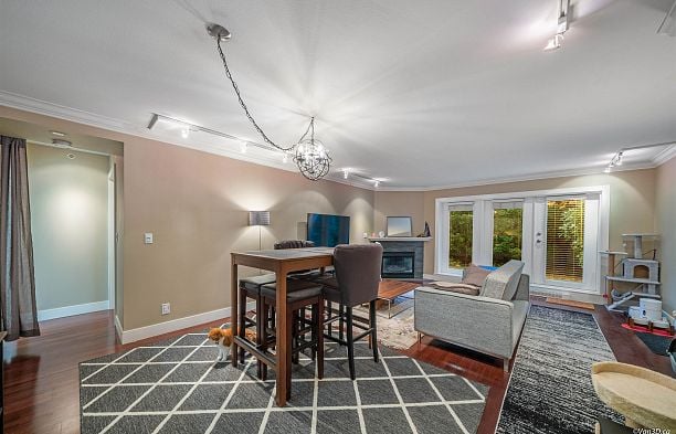 103 3186 Camosun Street Point Grey